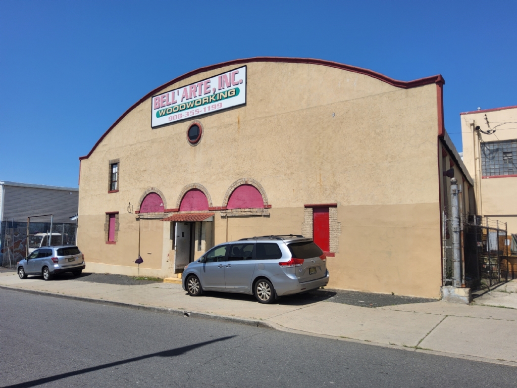 Available: 18,000 SF