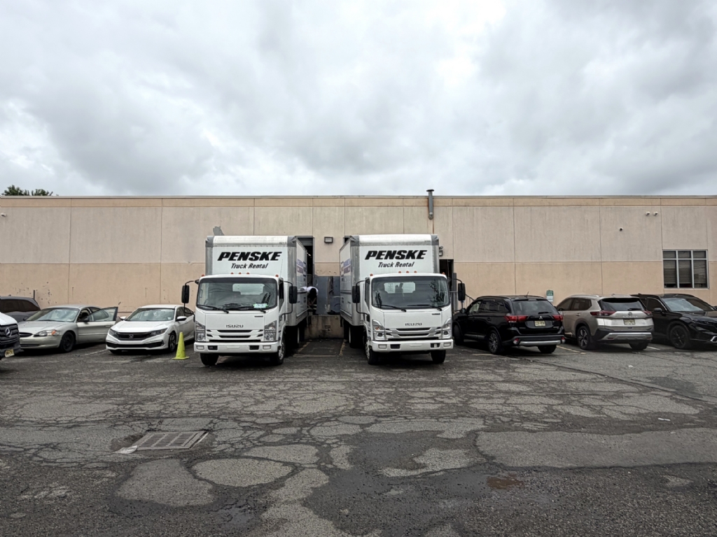 Available: 35,493 SF