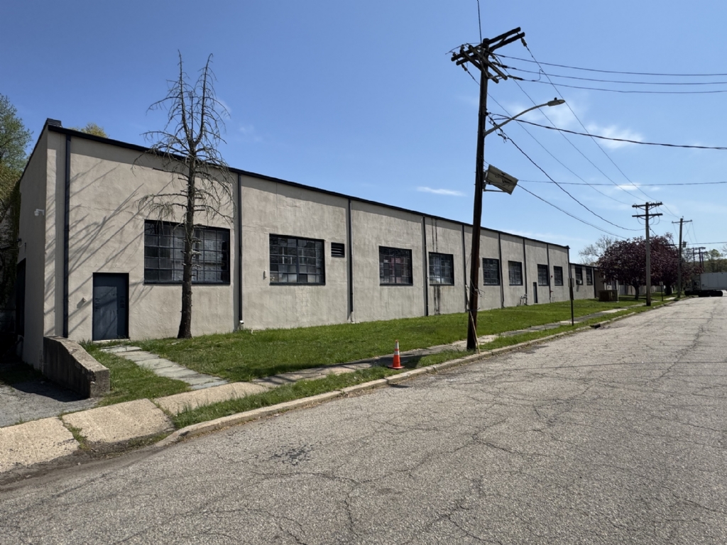 Available: 60,000 SF