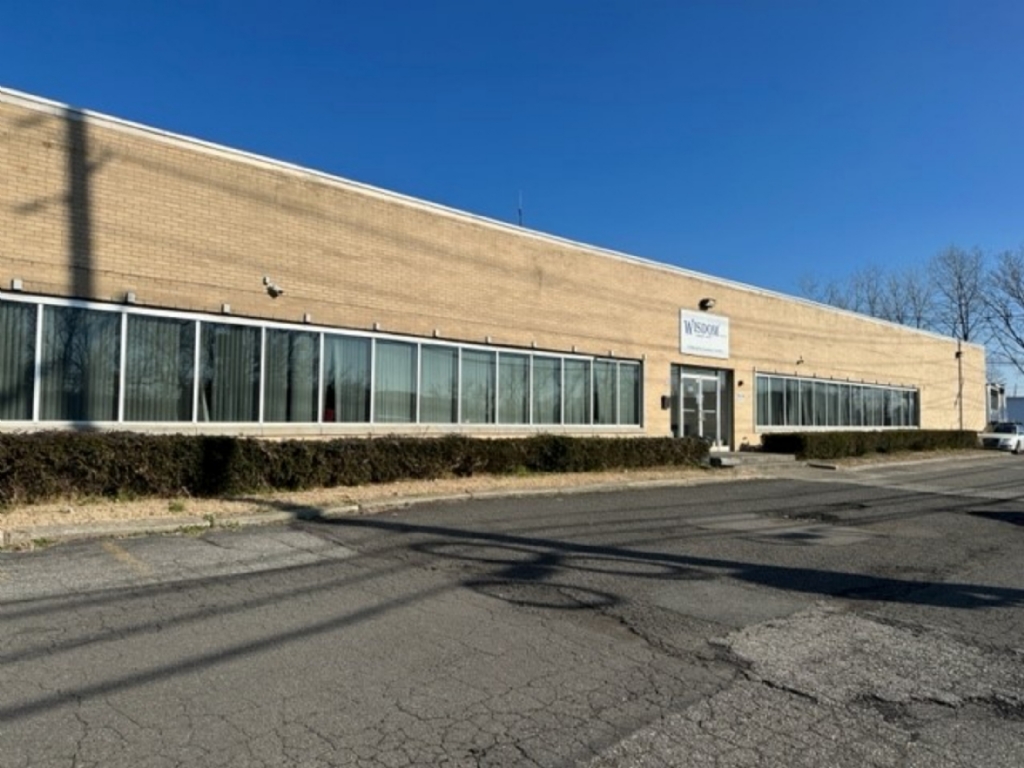 Available: 58,000 SF