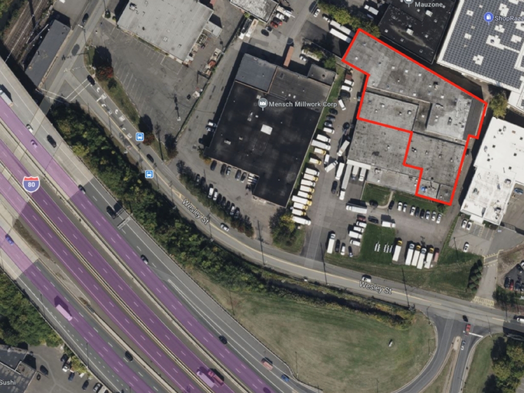 Available: 26,929 SF