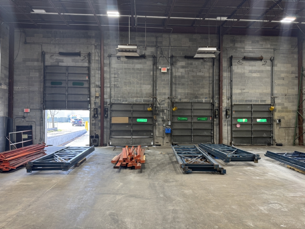 Available: 26,929 SF