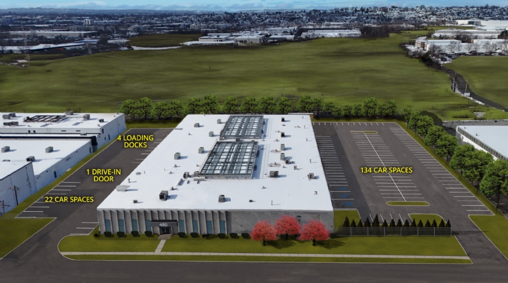 Available: 57,032 SF