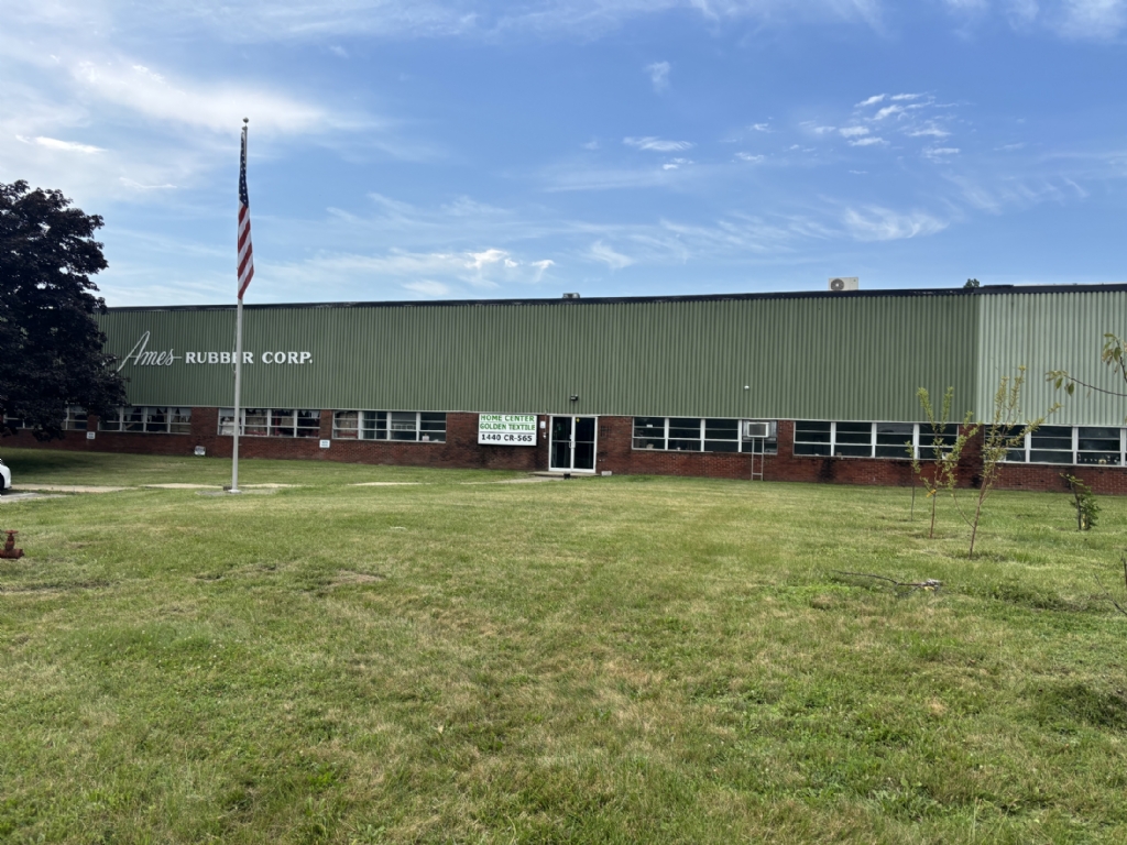 Available: 75,000 SF