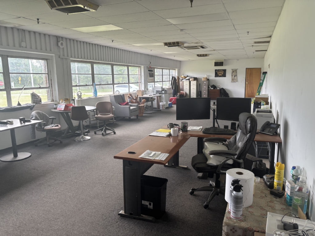 Available: 75,000 SF