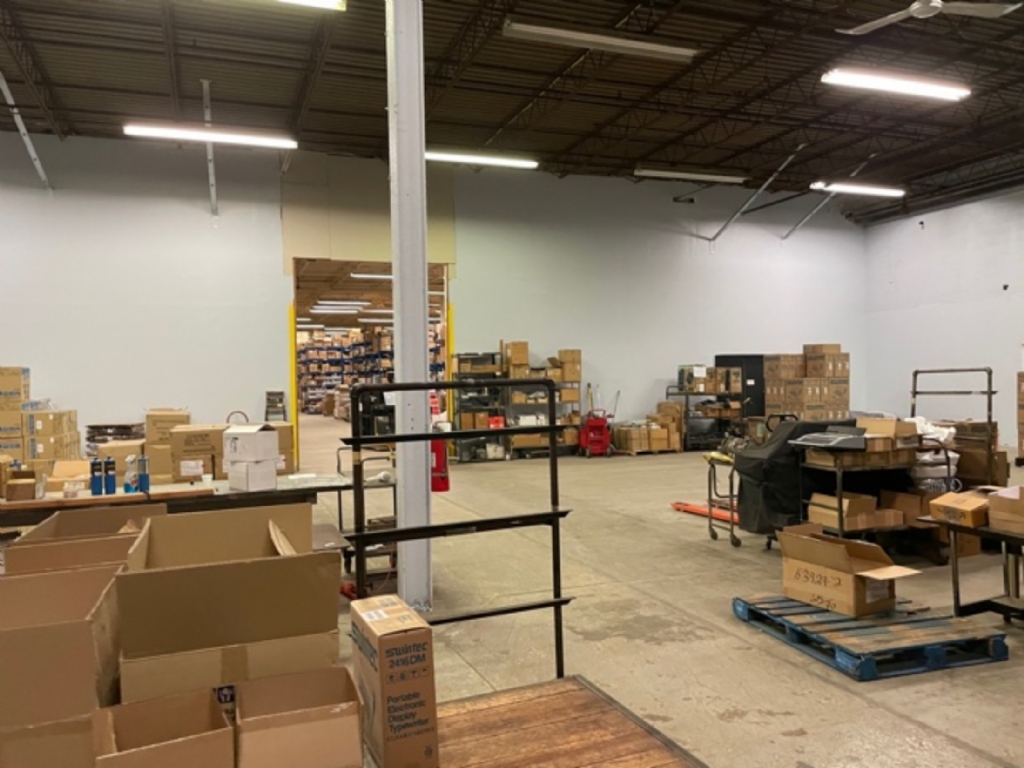 Available: 14,000 SF