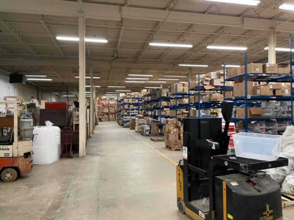 Available: 14,000 SF