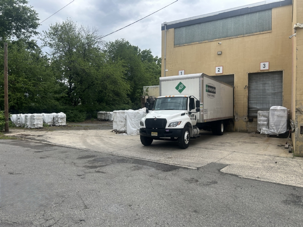 Available: 30,000 SF
