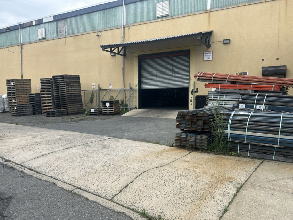 Available: 30,000 SF