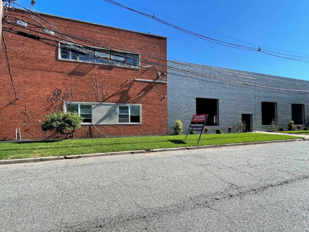 Available: 16,000 SF