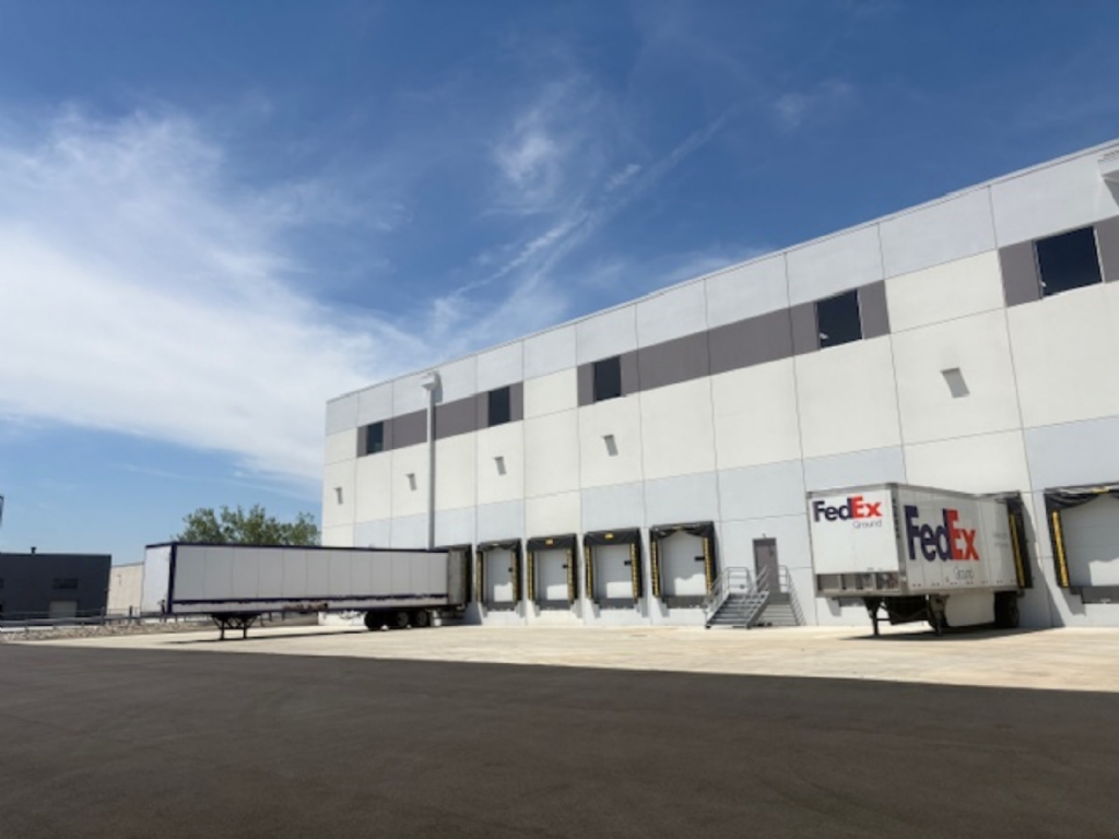 Available: 49,291 SF
