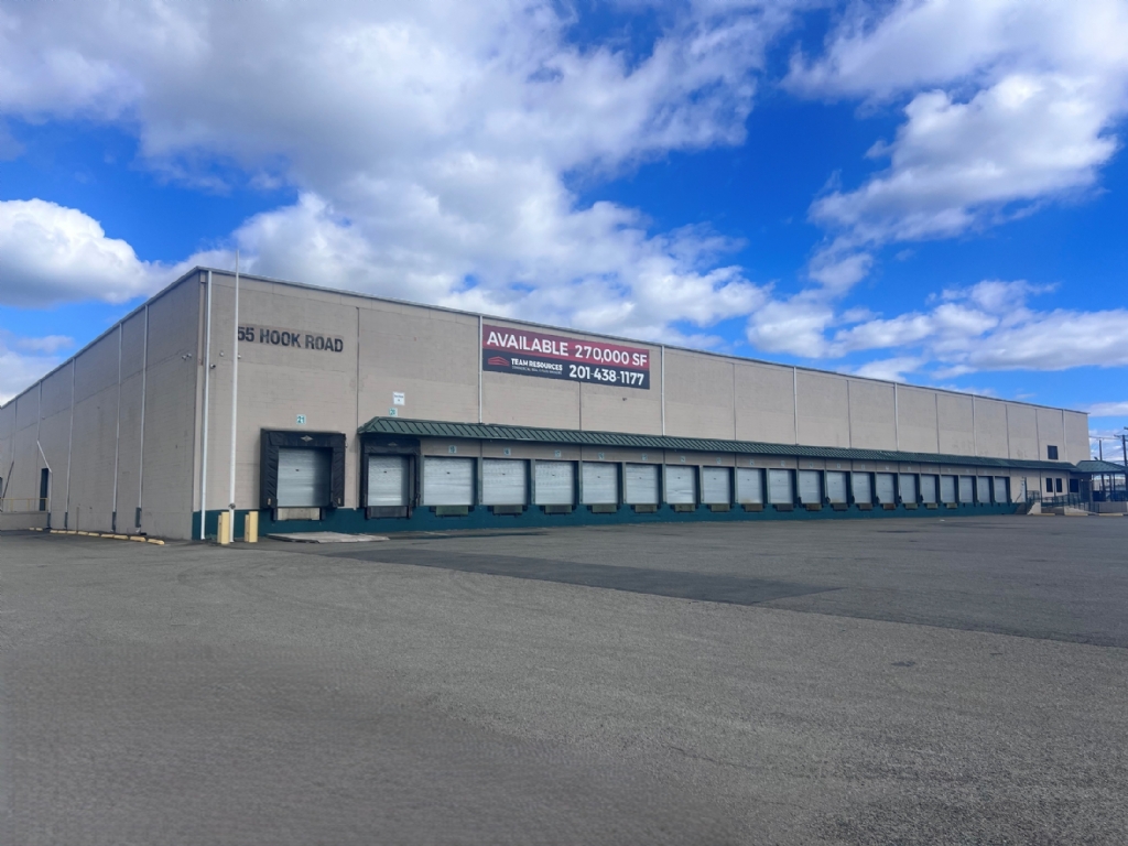 Available: 270,000 SF