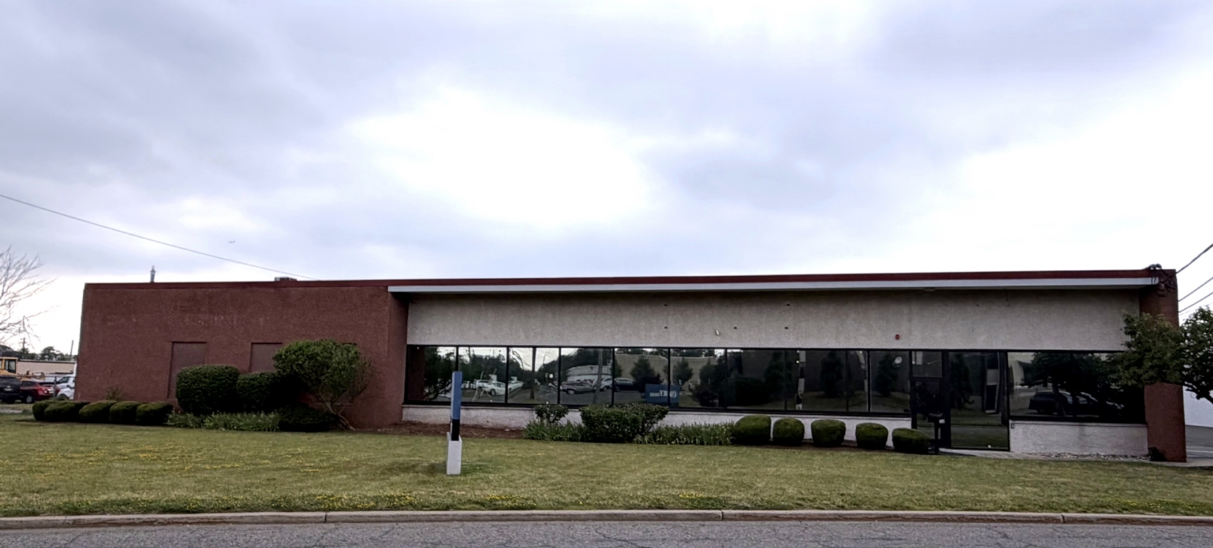 Available: 25,440 SF