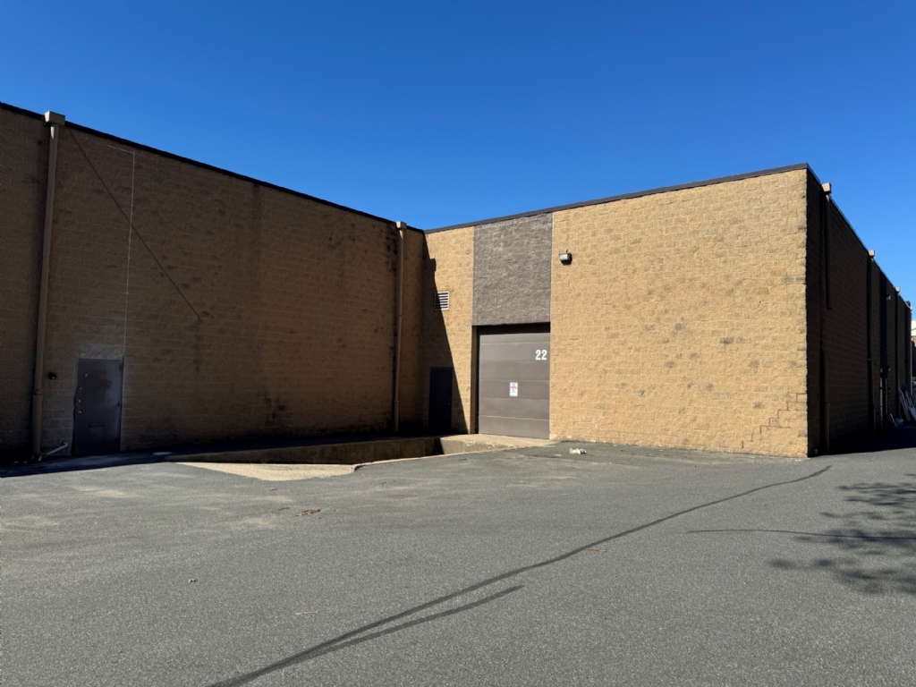 Available: 5,050 SF