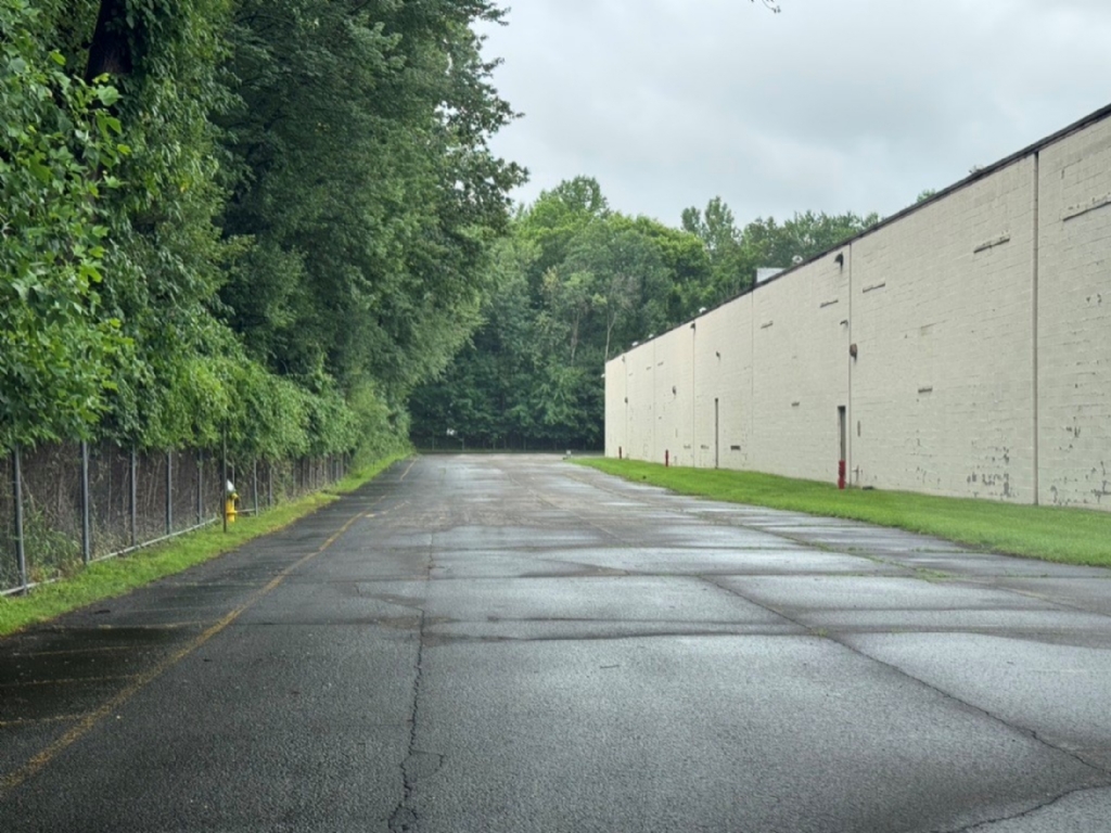 Available: 110,000 SF