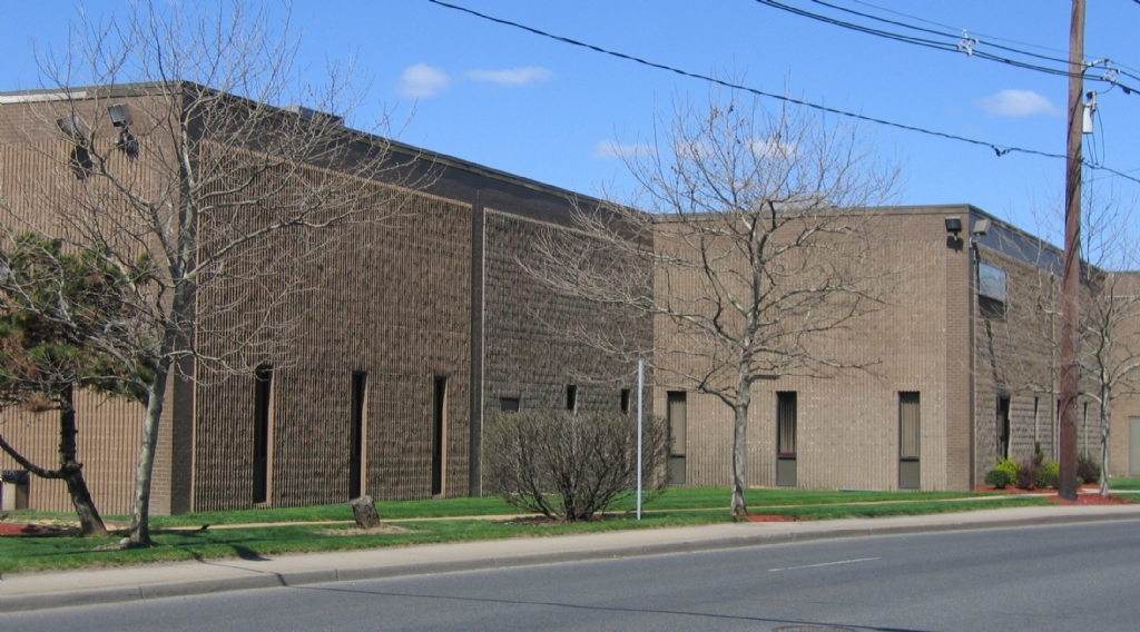 Available: 82,500 SF