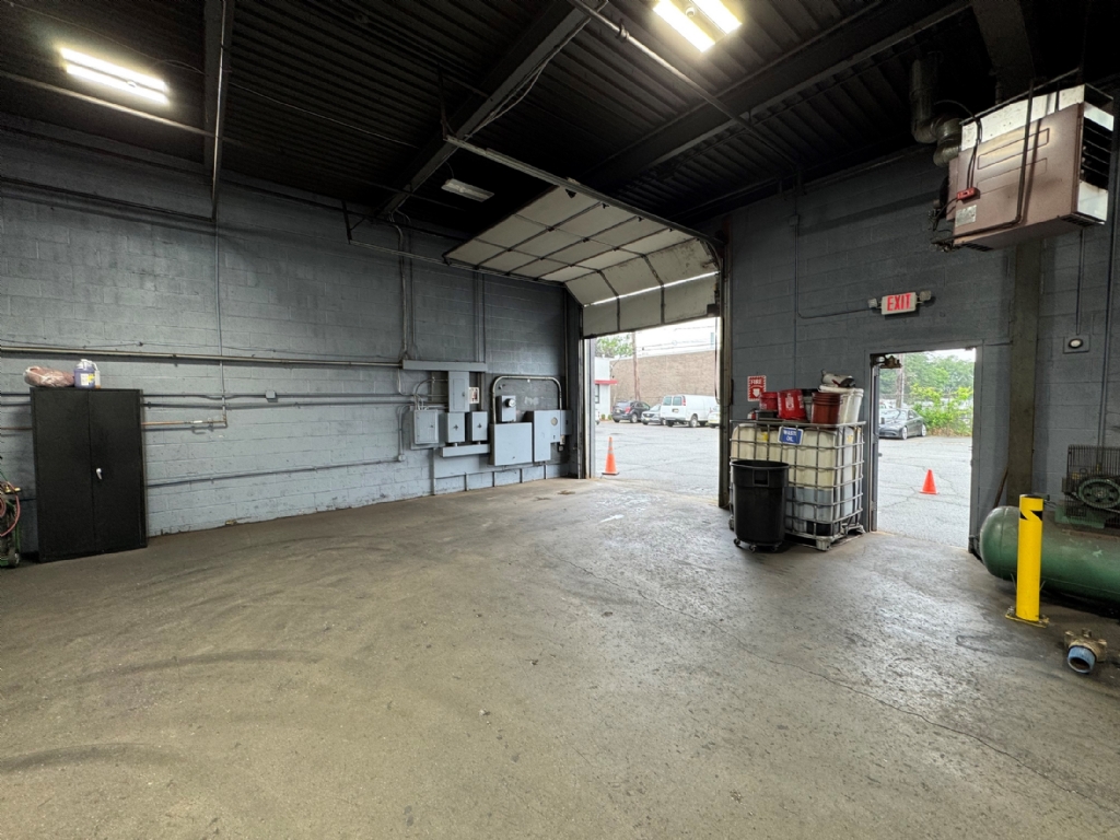 Available: 13,000 SF