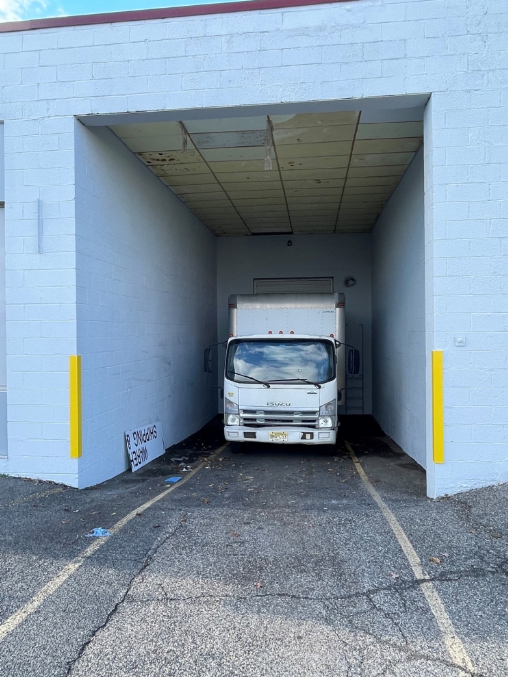 Available: 11,000 SF