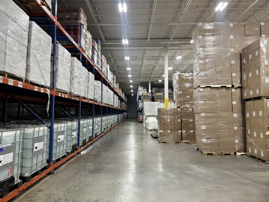 Available: 40,000 SF