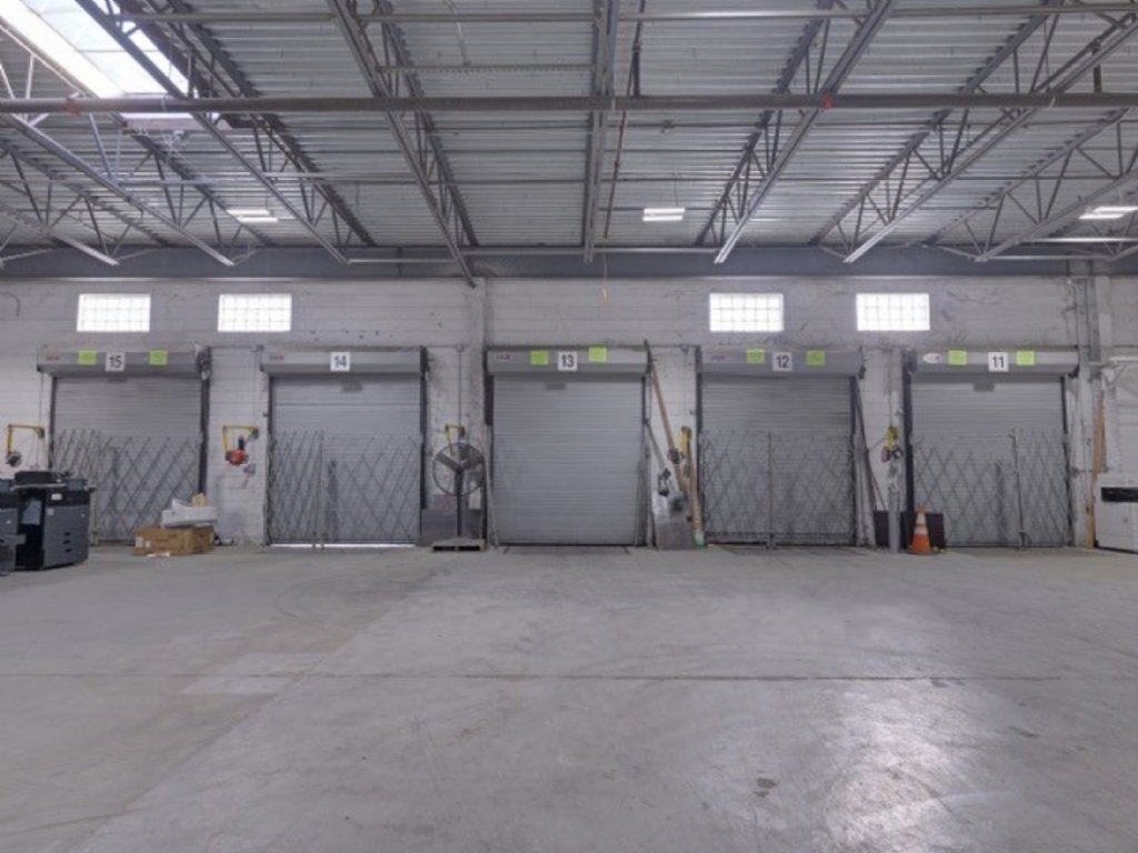 Available: 235,215 SF