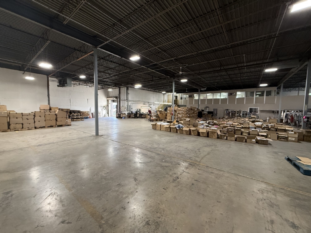 Available: 14,465 SF