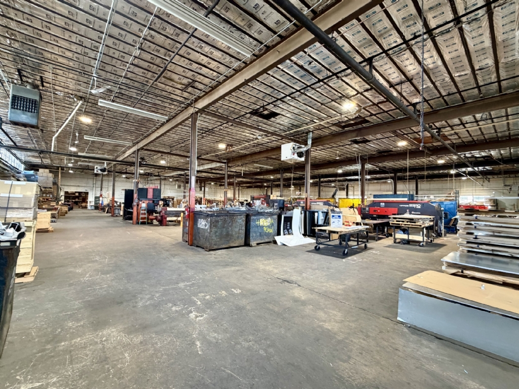 Available: 49,574 SF