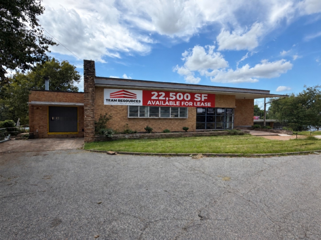 Available: 22,500 SF