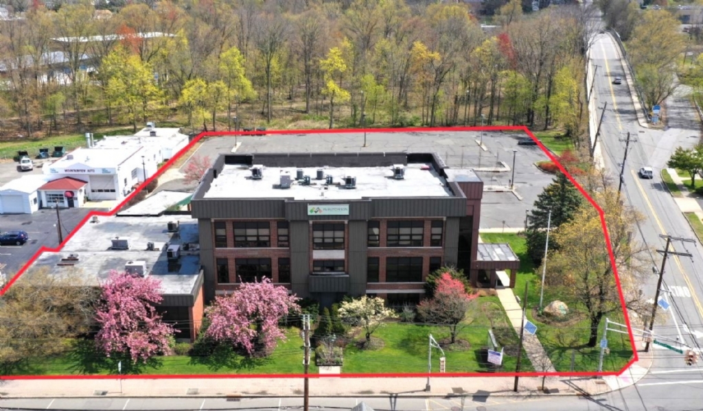 Available: 23,812 SF